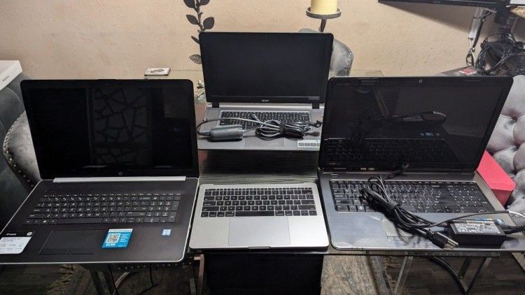 23. Lap Top Computer